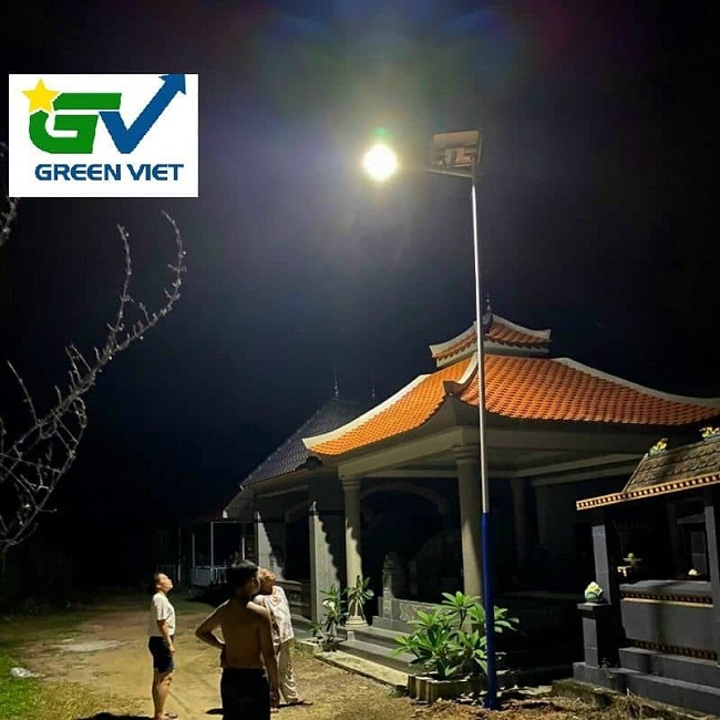 Đèn năng lượng solar light 300W den-nang-luong-solar-light-300w-zl300a