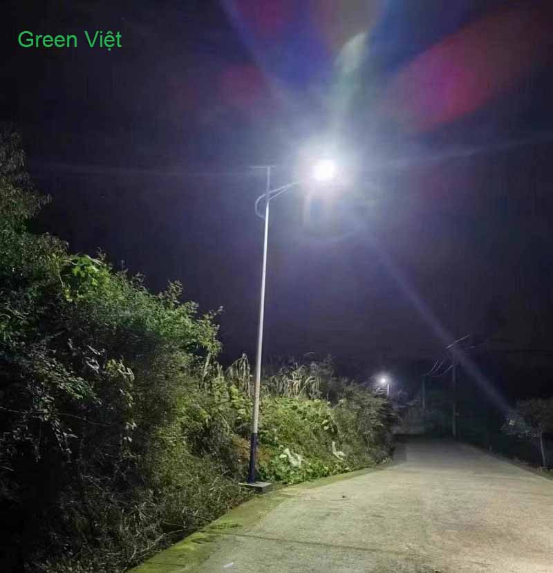 den-duong-solar-light-bcs-600w-lap-du-an-san-vuon