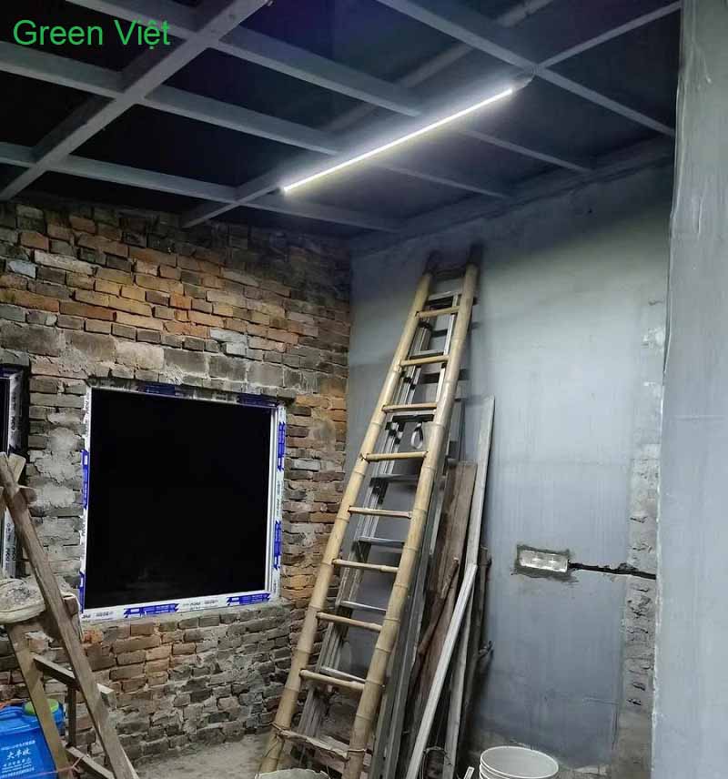 Đèn Hắt Tranh Năng Lượng Mặt Trời den-hat-tranh-nang-luong-mat-troi-vht-01