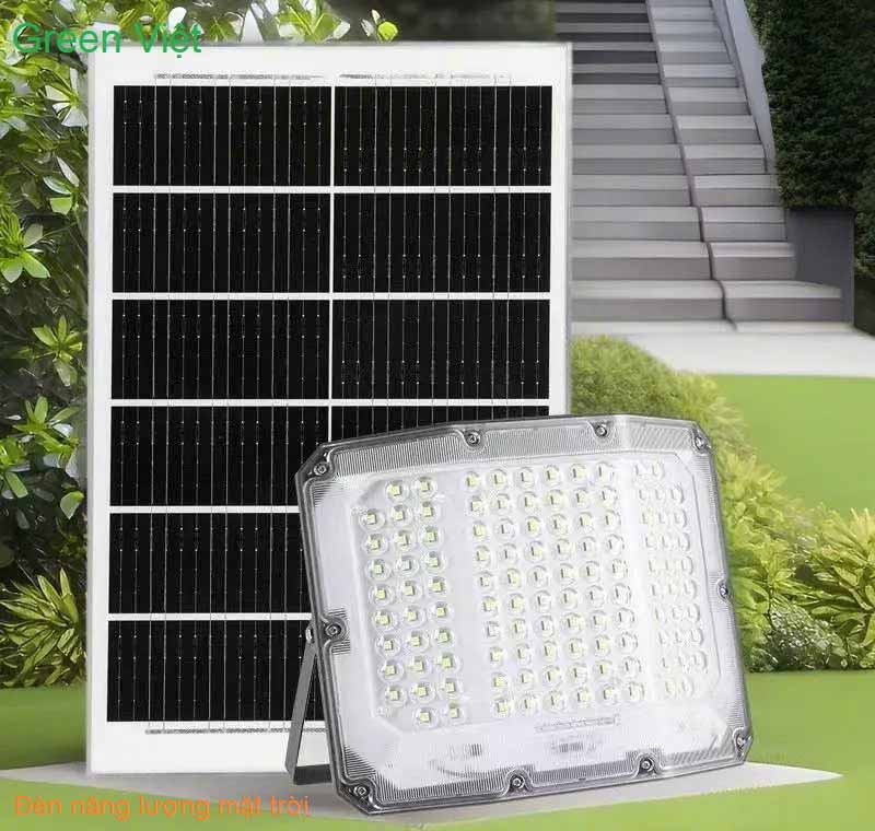 Đèn LED Năng Lượng Mặt Trời 100W den-led-nang-luong-mat-troi-100w-plv100