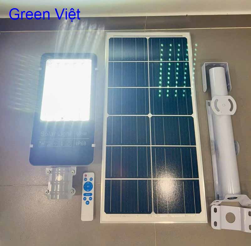 Đèn Led Năng Lượng Mặt Trời 500W den-led-nang-luong-mat-troi-bc-500w-mat-ngoc