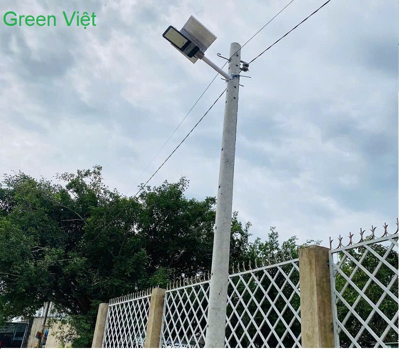 Đèn Năng Lượng Mặt Trời Jindian den-nang-luong-mat-troi-jindian-j-369-gia-re