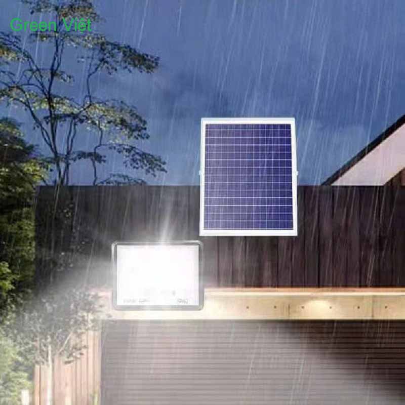 Đèn Pha Năng Lượng Mặt Trời 1 Tấm Pin 2 Bóng den-pha-nang-luong-mat-troi-1-tam-pin-2-bong-v2b-100w