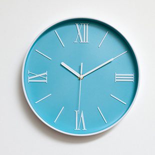 dong-ho-treo-tuong-nghe-thuat-hinh-tron-t211291