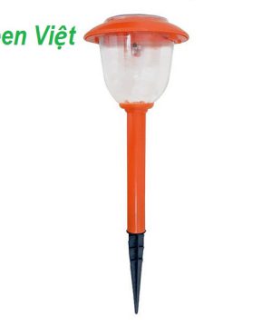 den-led-cam-dat-trang-tri-nang-luong-mat-troi-gv-pl32