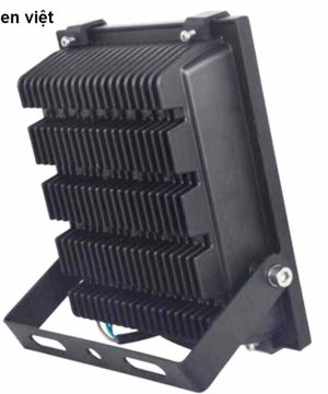 den-pha-led-100w-dien-220v-anh-sang-trang-tuyen-dai-ly-den-led