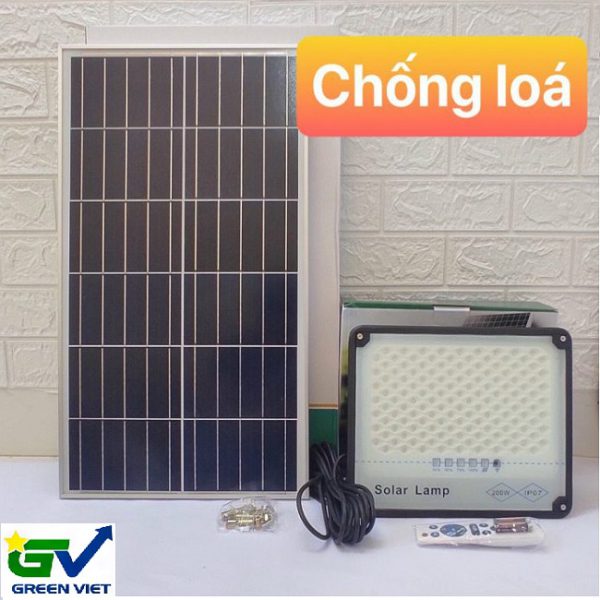 den-nang-luong-mat-troi-chong-loa-200w-cl-200