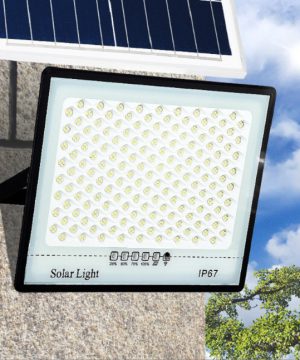 den-nang-luong-mat-troi-chong-loa-200w-cl-200