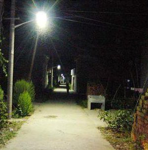 den-led-nang-luong-mat-troi-rang-dong