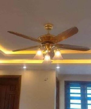 quat-tran-trang-tri-co-den-led-canh-ma-dong-phong-khach-htq-24