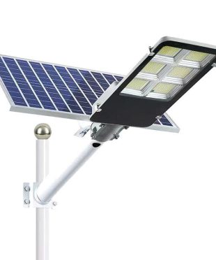 den-tru-lap-duong-cong-loi-di-bang-nang-luong-mat-troi-300w-bc-300