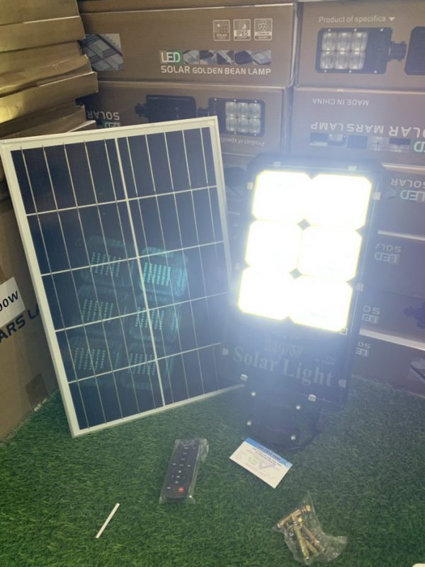 den-100w-nang-luong-mat-troi-den-solar-light-tot-nhat-tphcm-100mn