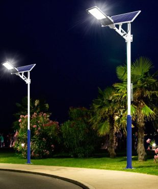 den-duong-nang-luong-mat-troi-cao-cap-100w-hinh-chiec-ban-chai-bc-100-01