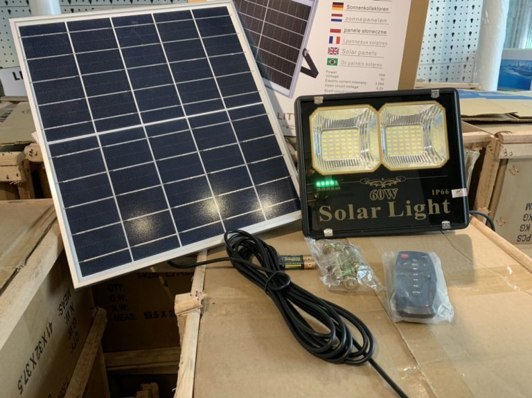 den-nang-luong-mat-troi-60w-den-nang-luong-solar-light-60w