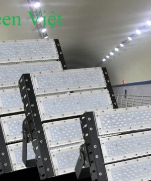 den-pha-chieu-san-bong-oem-philips-150w-smd