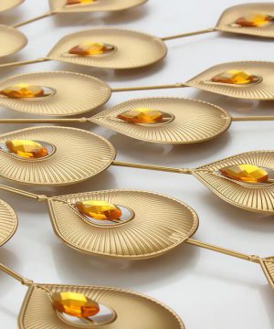 dong-ho-trang-tri-nghe-thuat-t152020-decor-phong-khach