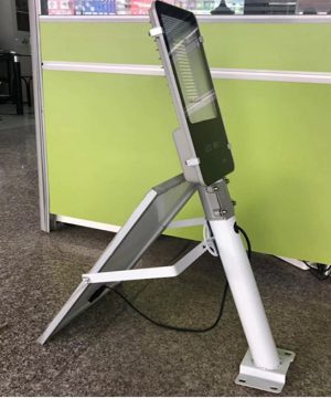 den-duong-nang-luong-mat-troi-cao-cap-100w-hinh-chiec-ban-chai-bc-100-01