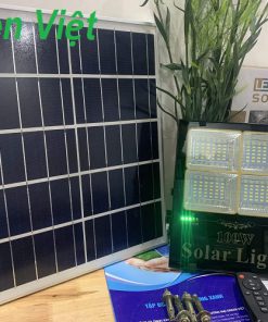 den-nang-luong-mat-troi-cao-cap-100w-den-solar-light-100w-trn21