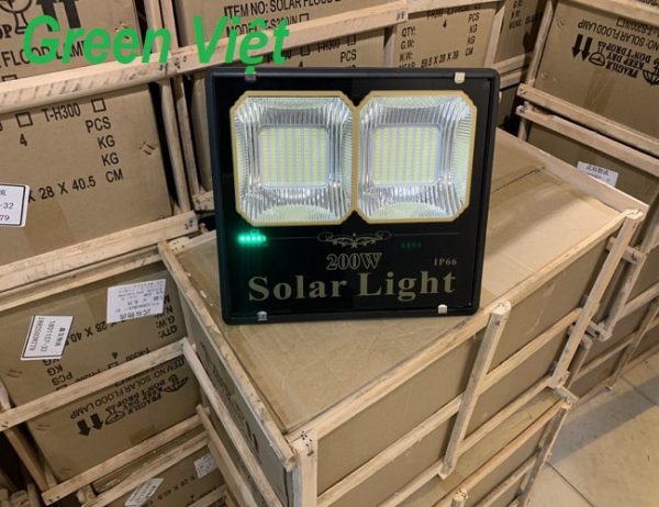 den-nang-luong-solar-light-200w-den-nang-luong-mat-troi-cao-cap-sieu-sang-200w-tsn200