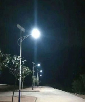 den-duong-nang-luong-mat-troi-50w-den-du-an-solar-light-50w-1