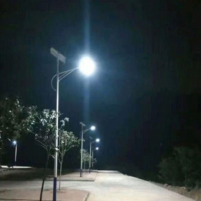 den-duong-nang-luong-mat-troi-50w-den-du-an-solar-light-50w-1