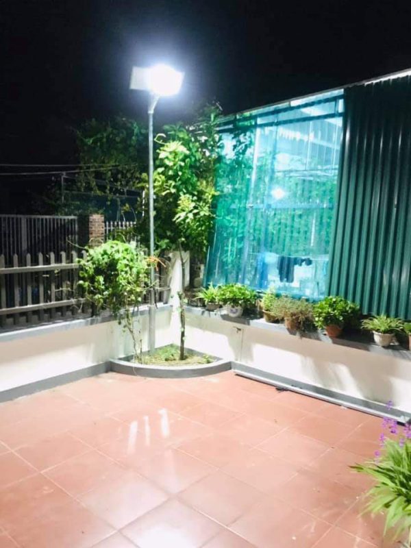 den-duong-nang-luong-mat-troi-300w-den-cao-cap-solar-light