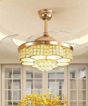 quat-tran-den-trang-tri-cao-cap-khong-gian-hien-dai-gv7160