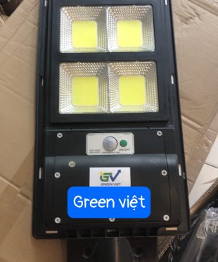 den-nang-luong-mat-troi-150w-tam-pin-lien-gia-re-ygfl150t