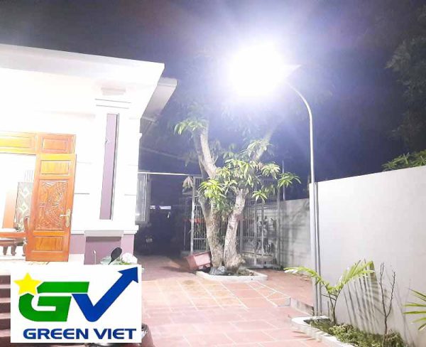 den-duong-nang-luong-mat-troi-ban-chai-cao-cap-300w-den-solar-light-300w-bc1