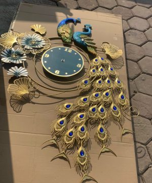 dong-ho-nghe-thuat-trang-tri-decor-chim-cong-cao-quy-phong-khach-hp03