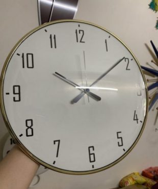 dong-ho-treo-tuong-xem-gio-van-phong-vp011