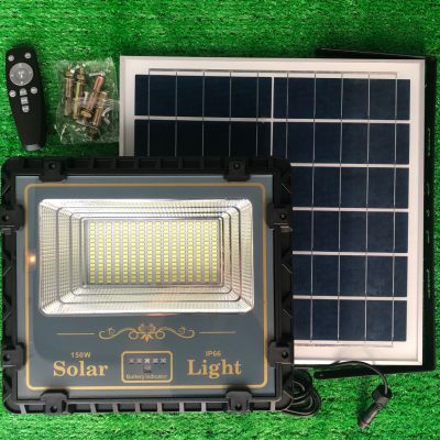 den-pha-150w-nang-luong-mat-troi-solar-light-150w