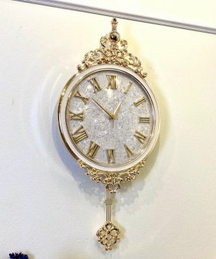 dong-ho-trang-tri-nghe-thuat-khong-gian-phong-khach-hien-dai-ttx134