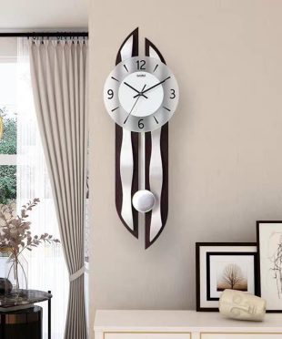 dong-ho-treo-tuong-nghe-thuat-da-nang-tranh-decor-dep-noi-that