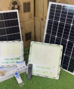 den-nang-luong-mat-troi-chong-loa-300w-den-cao-cap-green-viet