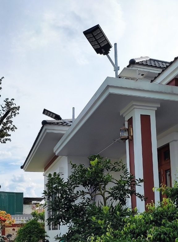 Đèn năng lượng mặt trời