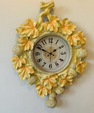 dong-ho-treo-tuong-qua-ho-lo-tai-loc-t1593