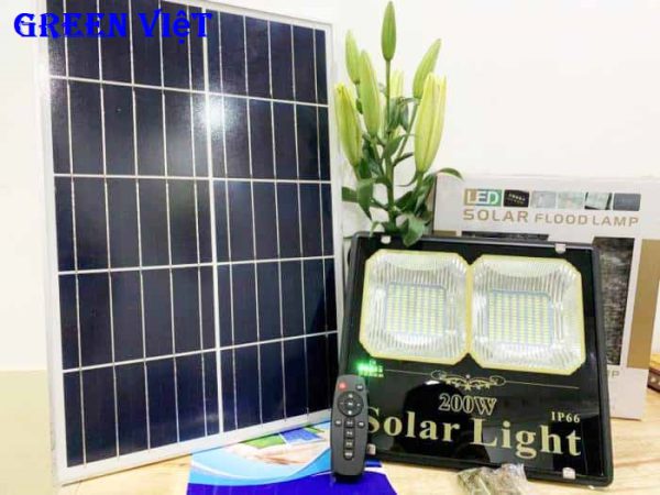 den-nang-luong-mat-troi-200w-den-solar-light-cao-cap-green-viet