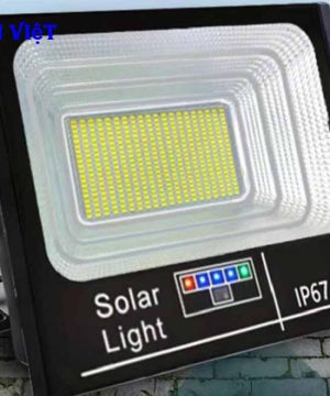 den-nang-luong-mat-troi-300w-pha-pnl300-sang-tap-trung