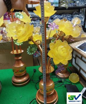 den-tho-hoa-sen-nam-bong-mau-vang-dts01