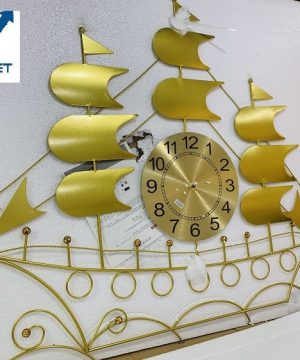 dong-ho-trang-tri-thuan-buom-xuoi-gio-mau-vang-tt22095