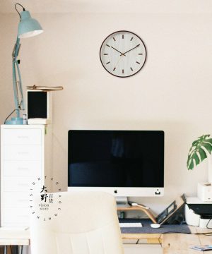 dong-ho-treo-tuong-trang-tri-gvt05-2-qua-tang