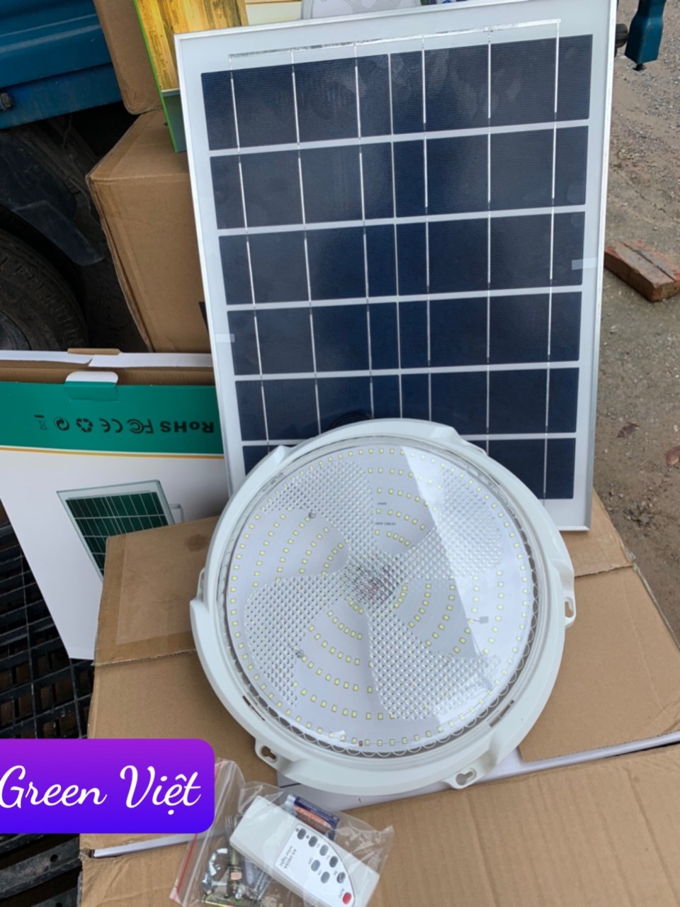 Đèn năng lượng mặt trời den-nang-luong-mat-troi-lap-nha-ve-sinh-wc-den-cao-cap-green-viet