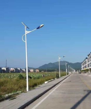 den-lap-duong-nang-luong-mat-troi-sieu-sang-400w-dtcm400-1-hinh-ca-map