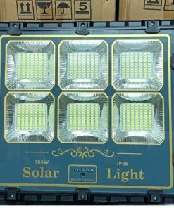 den-nang-luong-mat-troi-sieu-sang-300w-ma-gjt300