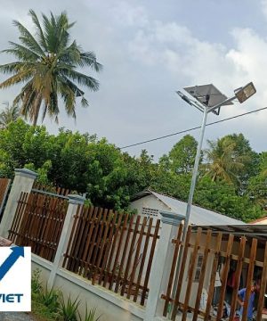 mau-01-den-nang-luong-mat-troi-sieu-sang-200w-tsn-200