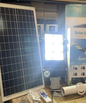 den-duong-nang-luong-mat-troi-sang-nguyen-dem-den-vo-nhom-ip67-300w