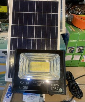 uu-diem-den-nang-luong-mat-troi-anh-sang-vang-100w-den-cao-cap-green-viet