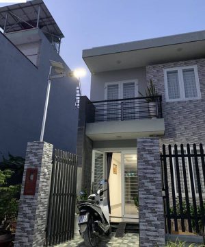 den-duong-led-nang-luong-mat-troi-300w