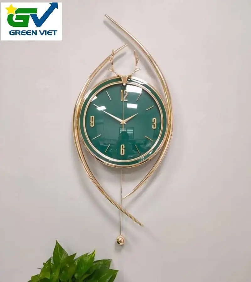 Đồng hồ trang trí cao cấp dong-ho-treo-tuong-trang-tri-hien-dai-dhcc01-cau-vong-tay-tinh-yeu